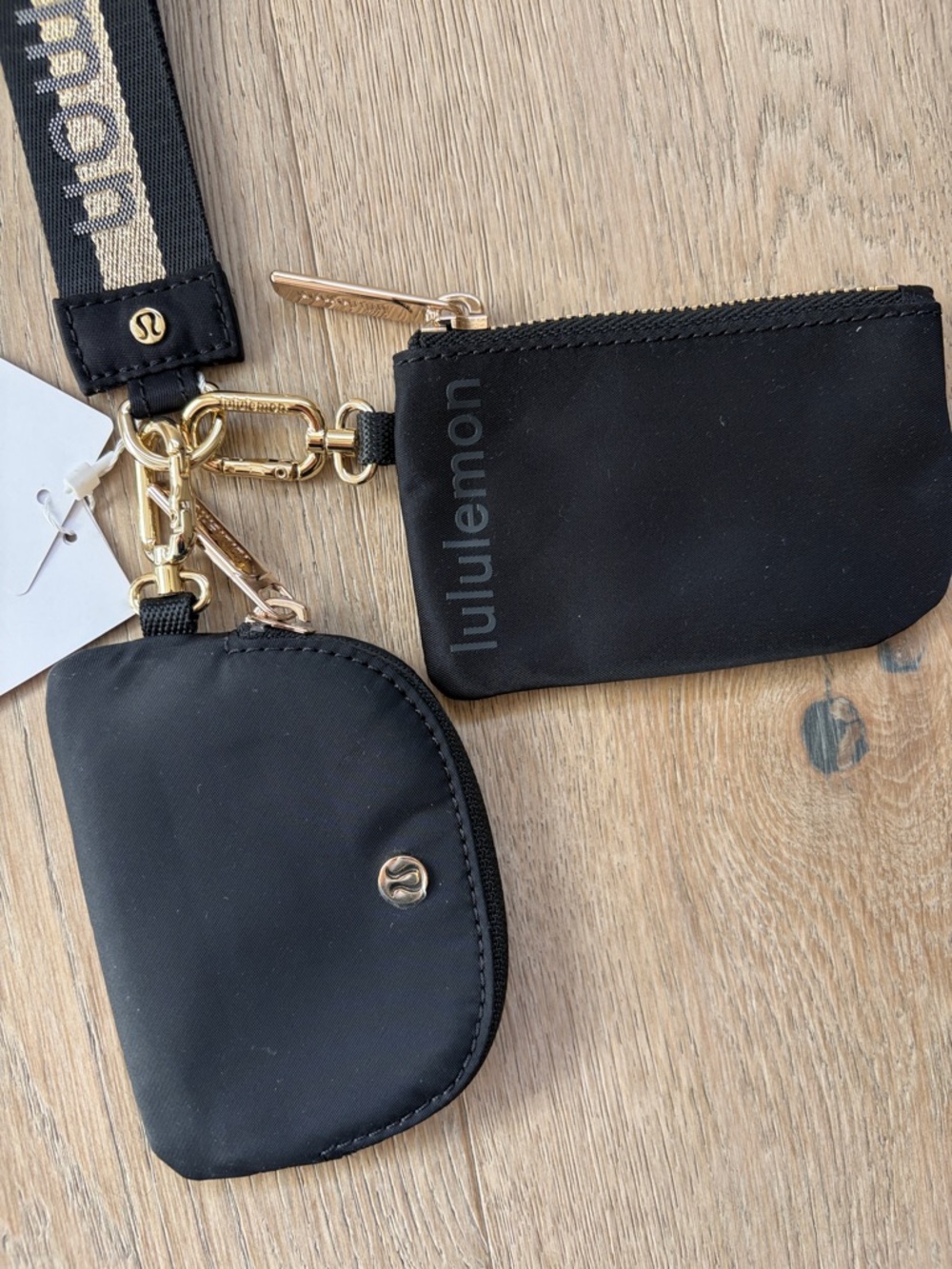 NWT dual pouch wristlet *wordmark black/goldwhite opal lululemon - Picture 5 of 14
